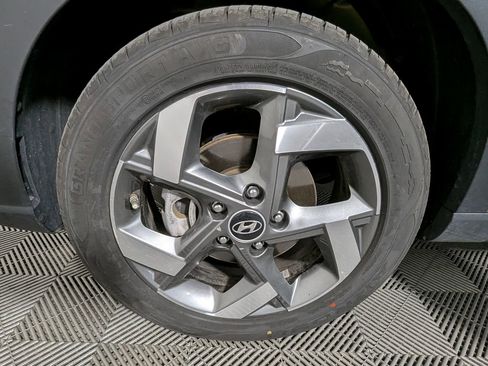 Used 2022 Hyundai Venue SEL w/ Cargo Package FWD image 41