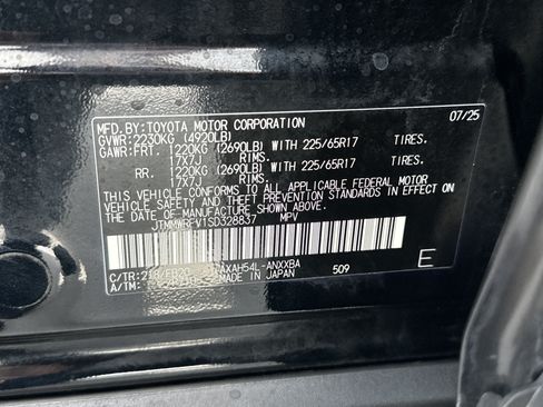 Certified 2023 Toyota RAV4 XSE w/ XSE Grade Weather Package AWD/4WD image 35
