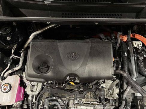 Certified 2022 Toyota RAV4 LE AWD/4WD image 12