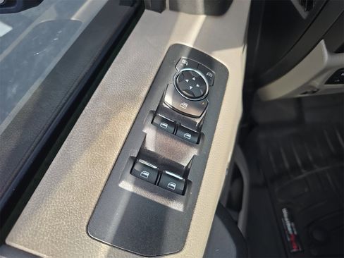 Used 2018 Ford F150 XL w/ Equipment Group 101A Mid image 14