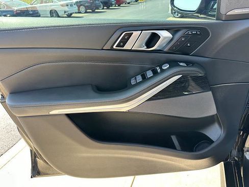 Certified 2023 BMW X7 xDrive40i w/ M Sport Package image 14