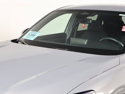 Used 2025 Honda HR-V Sport image 12