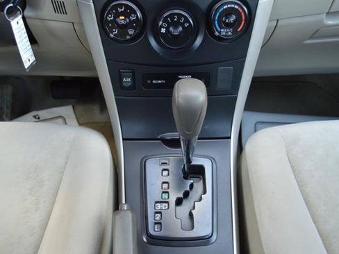 Used 2009 Toyota Corolla LE w/ All Weather Guard Pkg FWD image 24