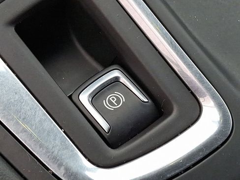 Used 2022 Chevrolet Equinox LT AWD/4WD image 26