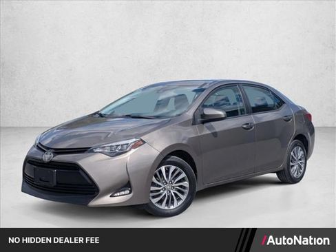 Used 2018 Toyota Corolla XLE FWD image 1