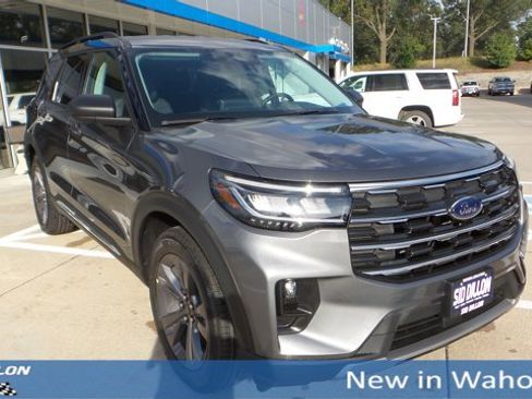 New 2025 Ford Explorer Active w/ Active Comfort Package image 27