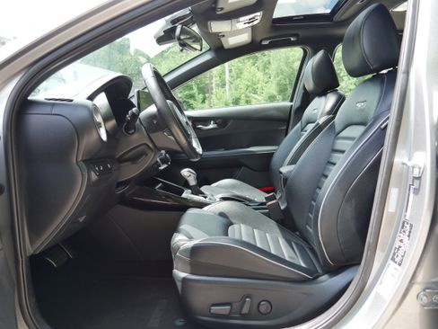 Certified 2024 Kia Forte GT-Line w/ GT-Line Premium Package FWD image 12