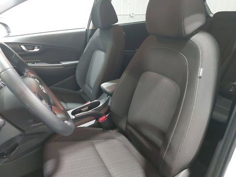 Certified 2023 Hyundai Kona SEL w/ Convenience Package image 14