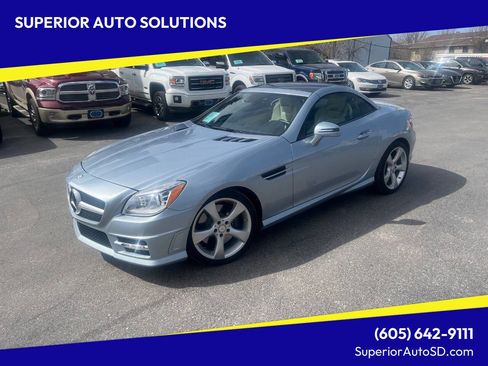Used 2016 Mercedes-Benz SLK 350 image 1