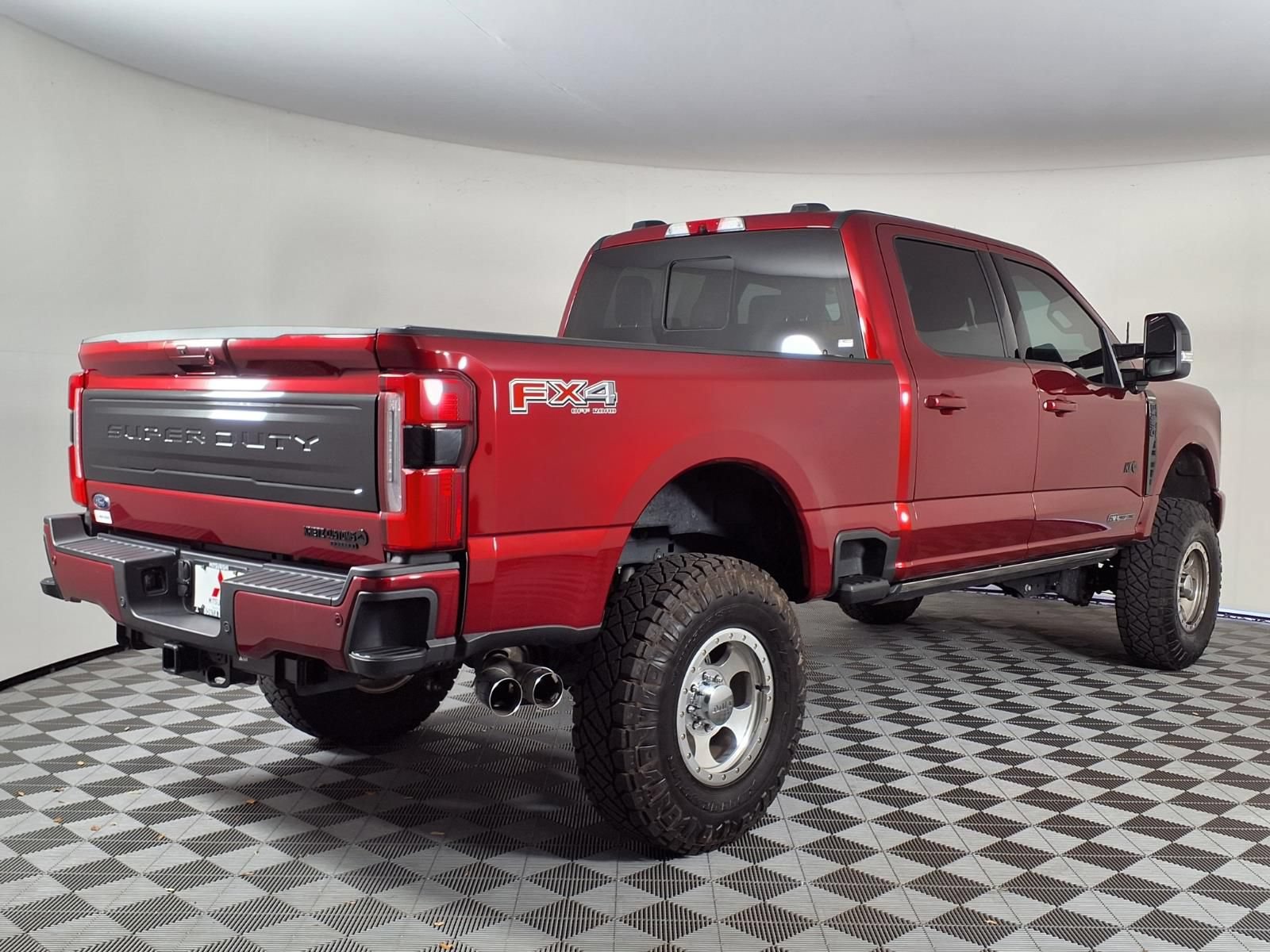 Used 2025 Ford F250 Platinum AWD/4WD image 34