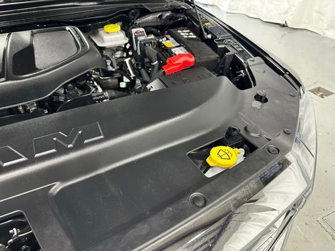 Used 2025 RAM 1500 Laramie image 64