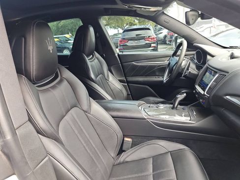 Used 2019 Maserati Levante GranSport AWD/4WD image 52