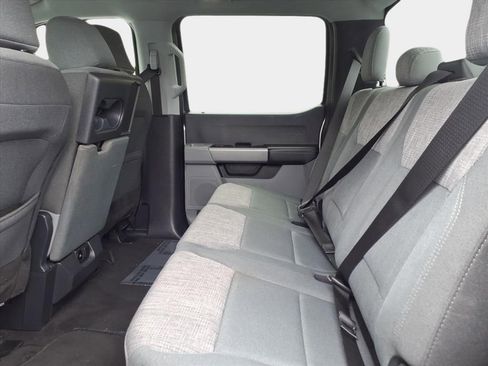 Used 2024 Ford F250 XLT image 13