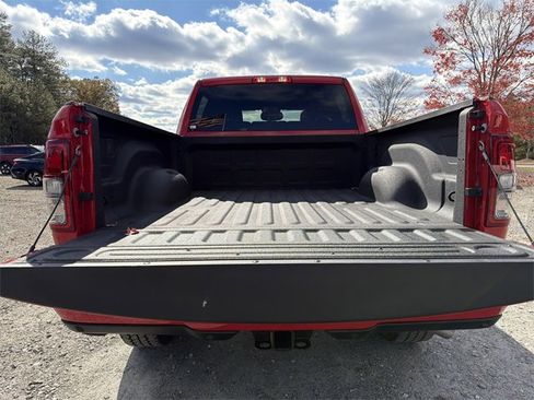 Used 2024 RAM 2500 Big Horn w/ Night Edition image 18