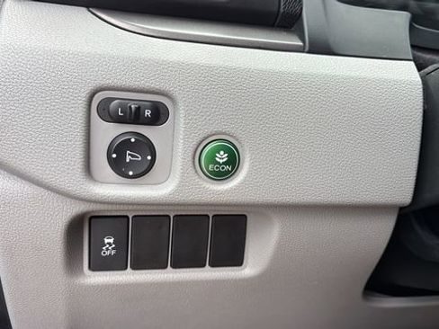 Used 2017 Honda Pilot EX-L image 18