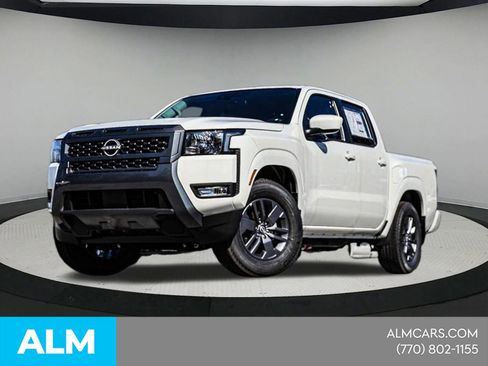 Certified 2025 Nissan Frontier SV w/ SV Convenience Package RWD image 3