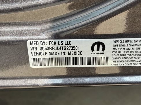 New 2026 RAM 3500 Laramie AWD/4WD image 31