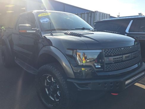 Used 2010 Ford F150 Raptor image 7