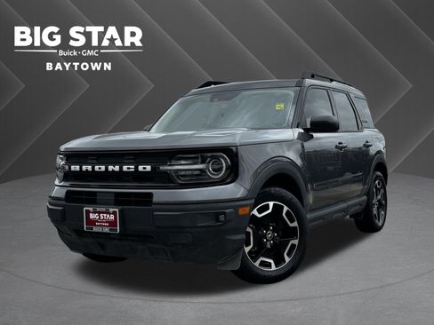 Used 2023 Ford Bronco Sport Outer Banks w/ Tech Package AWD/4WD image 1