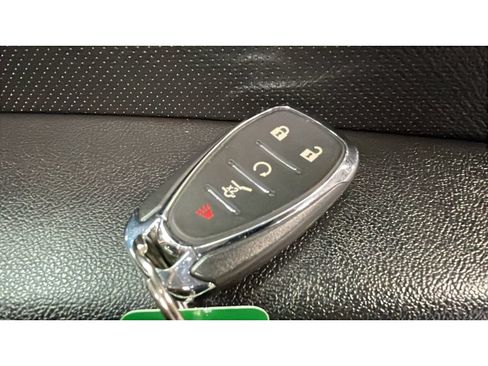 Used 2023 Chevrolet Traverse Premier AWD/4WD image 20