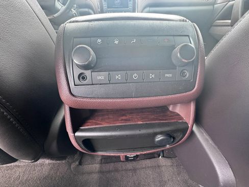 Used 2014 Buick Enclave Premium w/ Trailering Provision Package FWD image 26