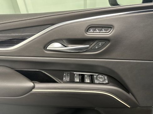 Used 2021 Cadillac Escalade Sport w/ LPO, Illumination Package image 18