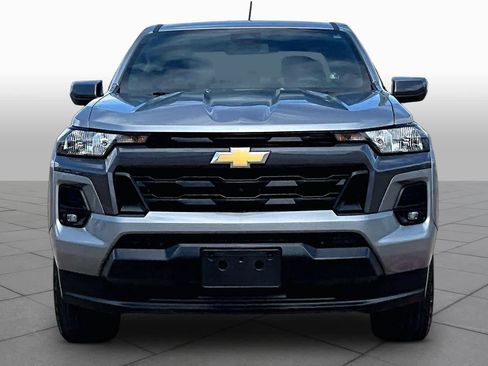 Used 2024 Chevrolet Colorado LT w/ LT Convenience Package II RWD image 4