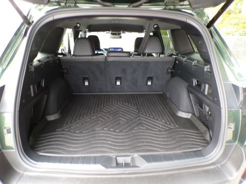 Used 2026 Subaru Outback Premium AWD/4WD image 18