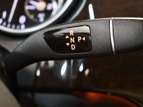 Used 2014 Mercedes-Benz GL 450 4MATIC image 72