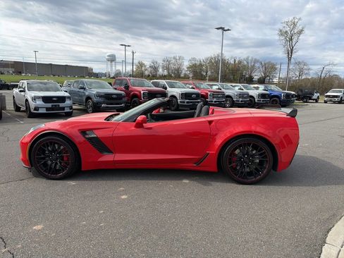 Used 2016 Chevrolet Corvette Z06 w/ 3LZ Preferred Equipment Group image 13