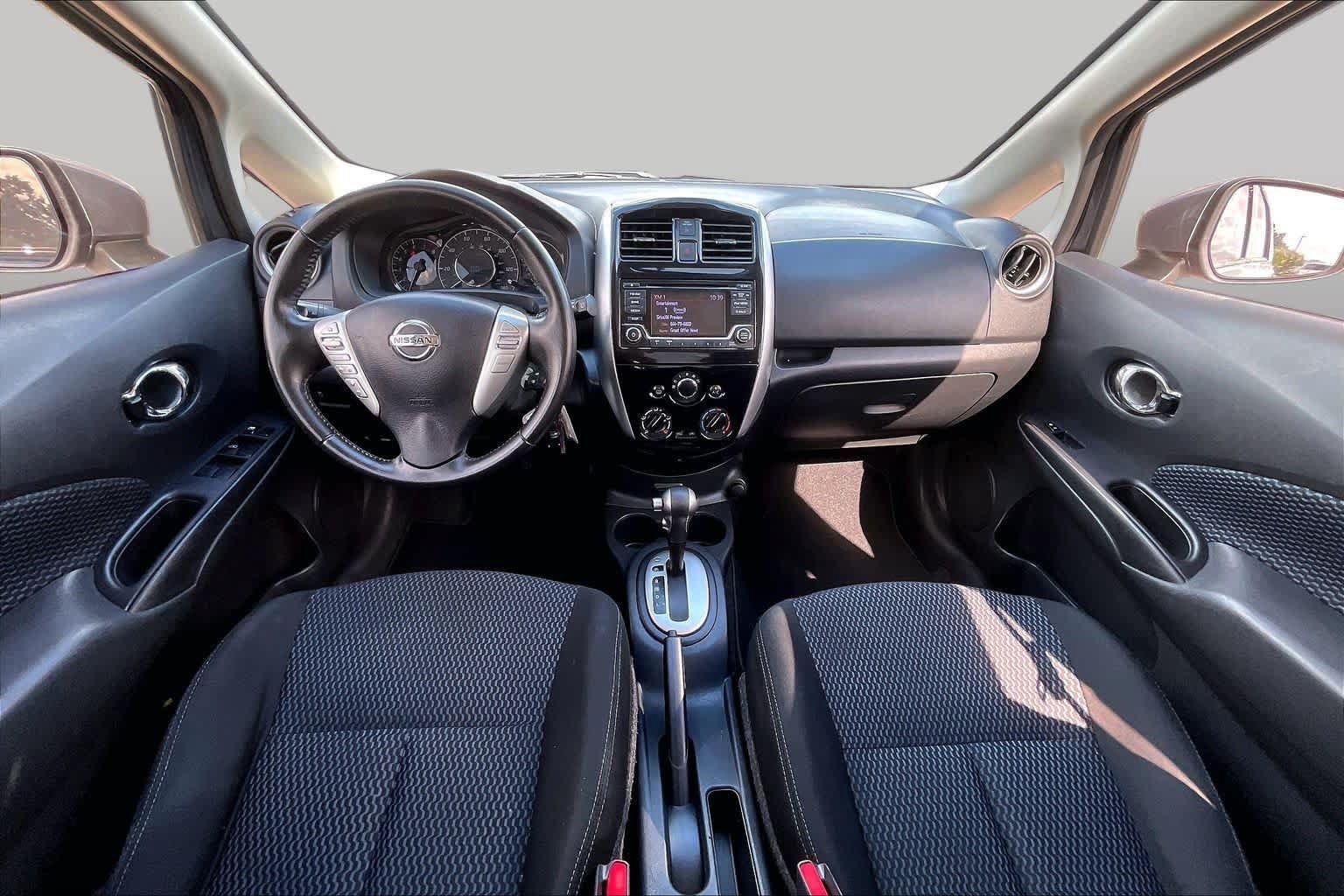 Used 2017 Nissan Versa Note SV FWD image 12