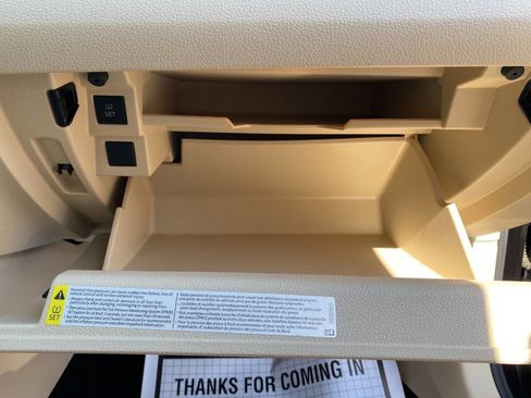 Used 2018 Volkswagen Passat 2.0T SE image 29