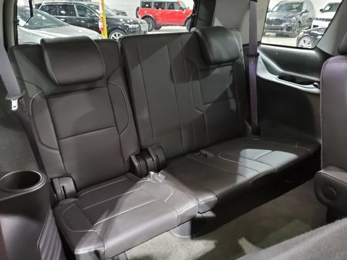 Used 2016 GMC Yukon SLT w/ Open Road Package AWD/4WD image 25