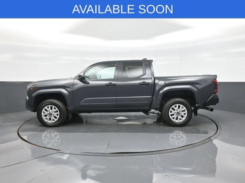 Certified 2024 Toyota Tacoma SR w/ SR Upgrade Package AWD/4WD image 4