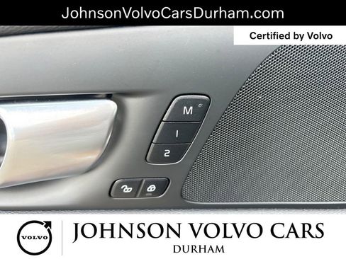 Used 2025 Volvo V60 B5 Cross Country Plus AWD/4WD image 16