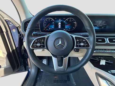 Used 2020 Mercedes-Benz GLE 350 4MATIC w/ AMG Line Exterior image 38