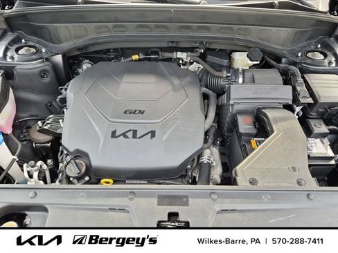Certified 2022 Kia Telluride SX w/ SX Prestige Package AWD/4WD image 31