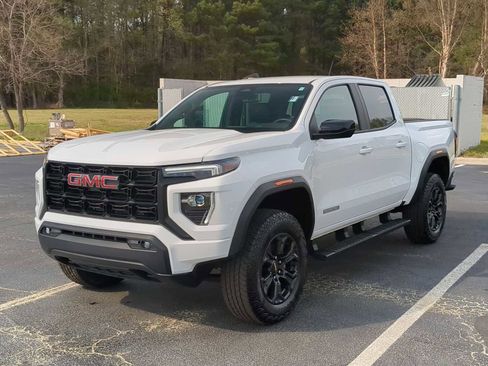 Used 2024 GMC Canyon Elevation w/ Elevation Premium Package RWD image 4