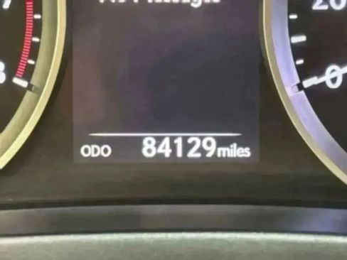 Used 2014 Lexus IS 250 250 w/ Luxury Package w/Brown Wood image 19