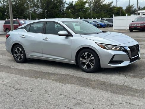 Used 2021 Nissan Sentra SV FWD image 11