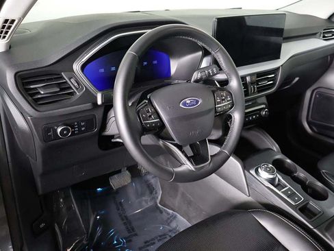 Used 2024 Ford Escape Platinum AWD/4WD image 28