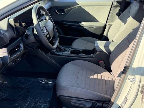 Used 2025 Kia K4 EX FWD image 20