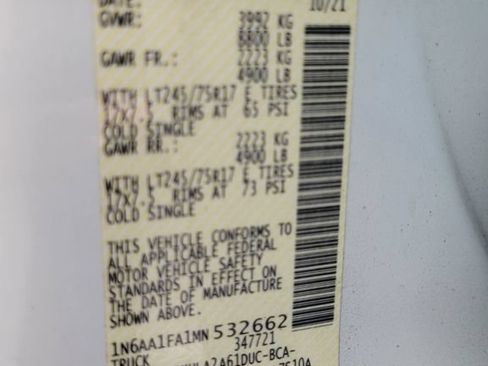 Used 2021 Nissan Titan S w/ HD Front GAWR Package AWD/4WD image 16