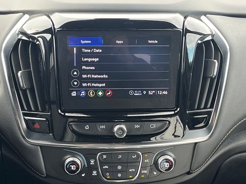 Used 2023 Chevrolet Traverse LT image 26