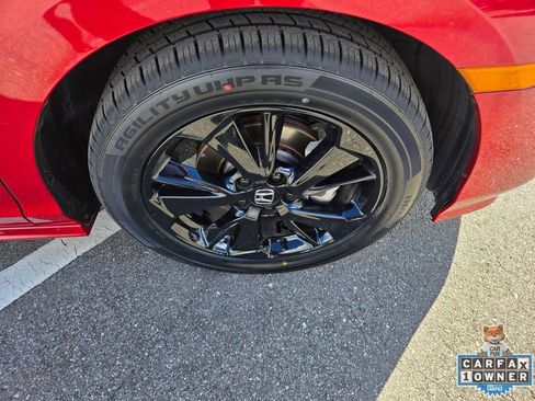 Used 2024 Honda Odyssey Sport image 11