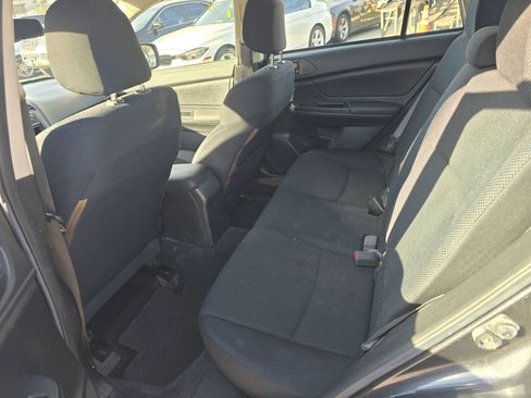 Used 2012 Subaru Impreza 2.0i image 12