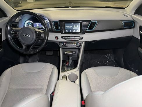 Used 2019 Kia Niro EX FWD image 14
