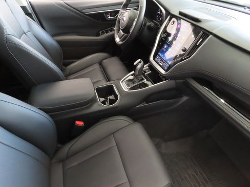 Used 2025 Subaru Legacy Limited image 28