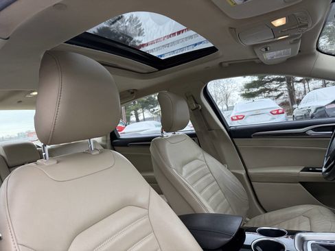 Used 2013 Ford Fusion Energi SE image 15