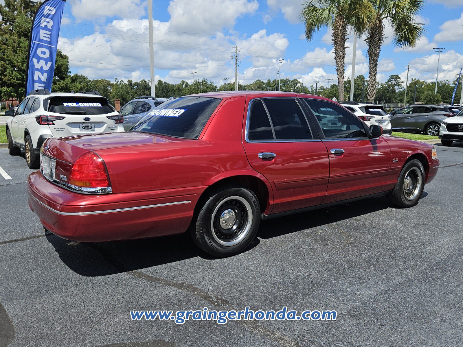 Used 2000 Ford Crown Victoria RWD image 5